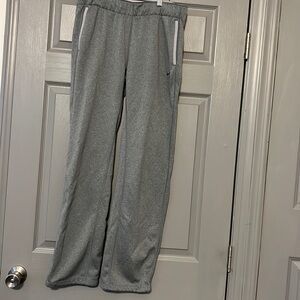 Womens S dry fit Nike sweatpant